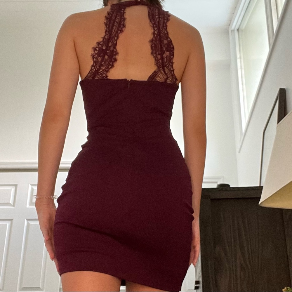 Never worn Lulu’s bodycon dress size XS